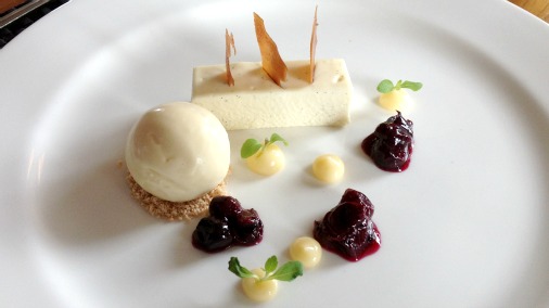 This one was a stunning deconstructed cheesecake. 