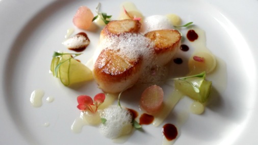 Just in case you thought the talent here was all in the sweet stuff, an exceptional scallop starter. 